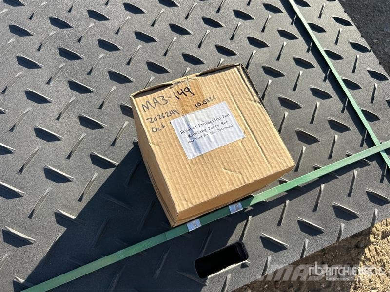 Quantity of (12) SKLP SK-LJB12 94 in x 47 in Poly Porauskaluston varaosat