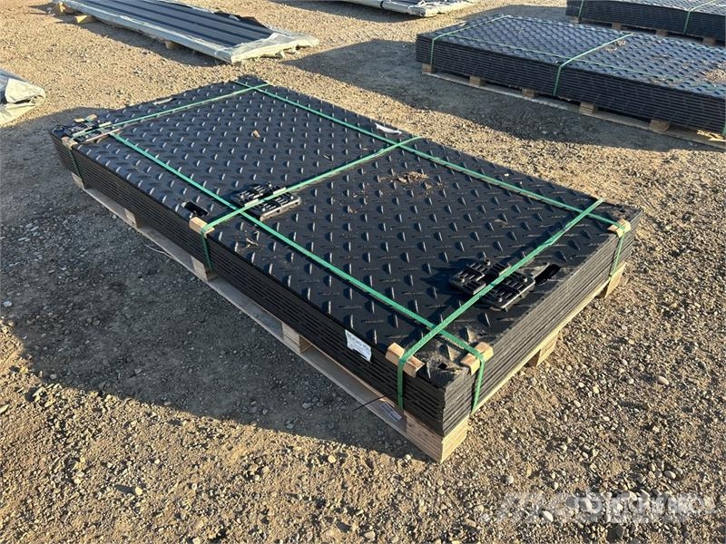 Quantity of (12) SKLP SK-LJB12 94 in x 47 in Poly Transport - Autres