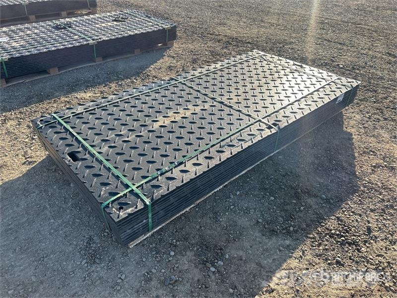 Quantity of (12) SKLP SK-LJB12 94 in x 47 in Poly Transport - Autres