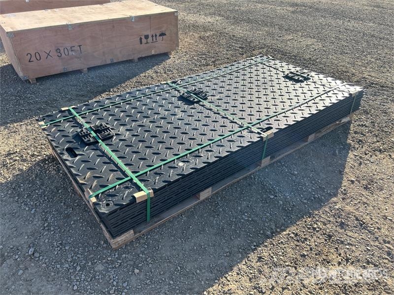 Quantity of (12) SKLP SK-LJB12 94 in x 47 in Poly Transport - Autres