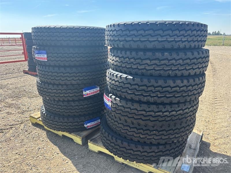 Quantity of (12) Taitong 11R24.5 Trailer Tires (Un Tyres, wheels and rims
