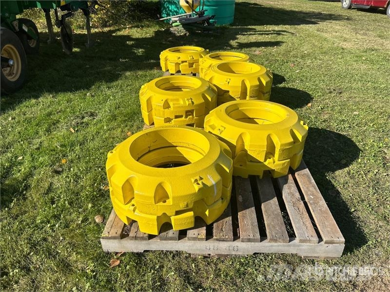  Quantity of (12) Tractor Wheel Weights مكونات أخرى