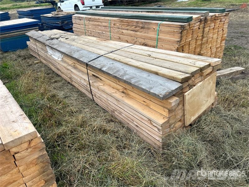 Quantity of (121) 16 ft Lumber Drugi deli