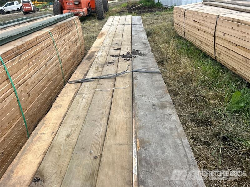 Quantity of (121) 16 ft Lumber Drugi deli