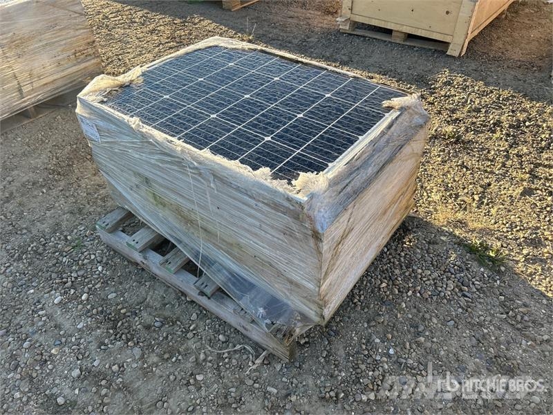 Quantity of (13) 100W Solar Panels Andere Zubehörteile