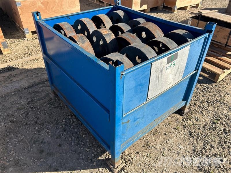  Quantity of (13) DP-80R- J-man Track Rollers (Unus Andre komponenter