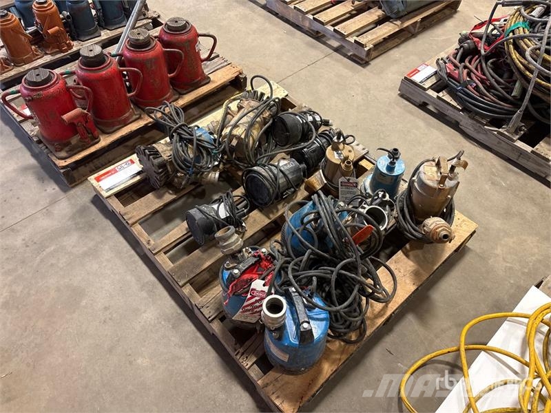 Quantity of (13) Electric Miscellaneous Submersibl مكونات أخرى