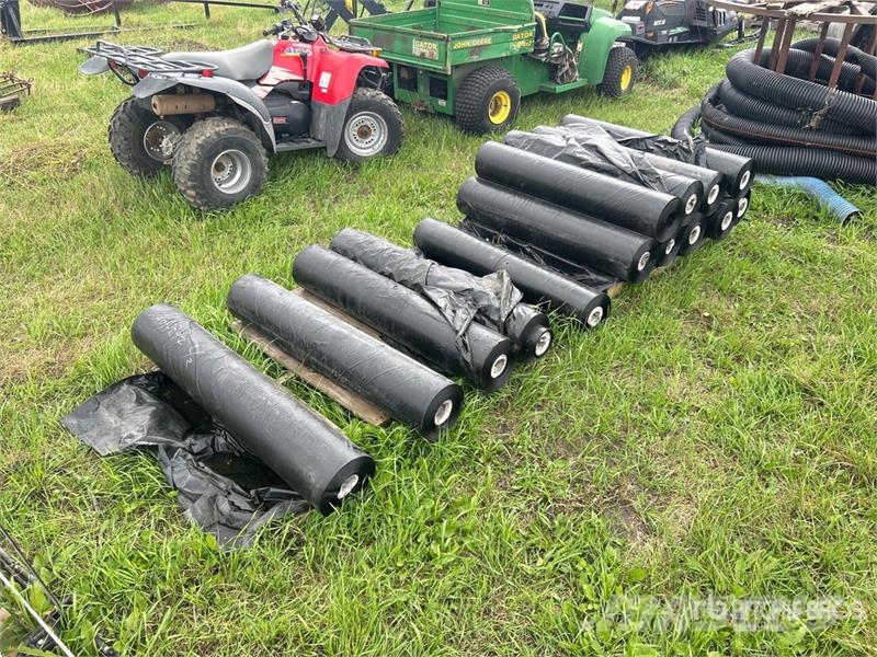 Quantity of (14) Black Plastic Sheeting Rolls Andre komponenter