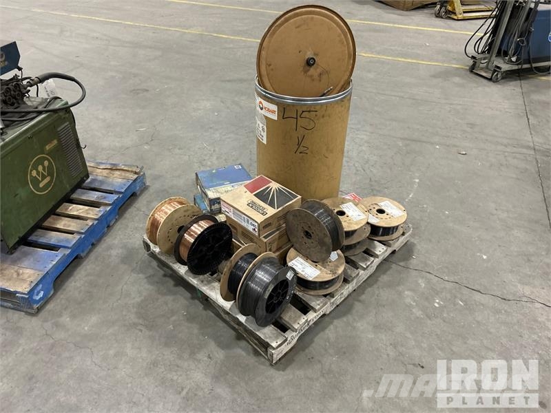 Quantity of (14) Boxes of Welding Wire Sonstige Landmaschinen