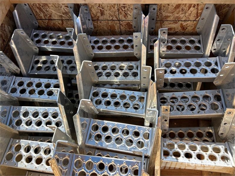  Quantity of (14) Steps Transportes - Outros
