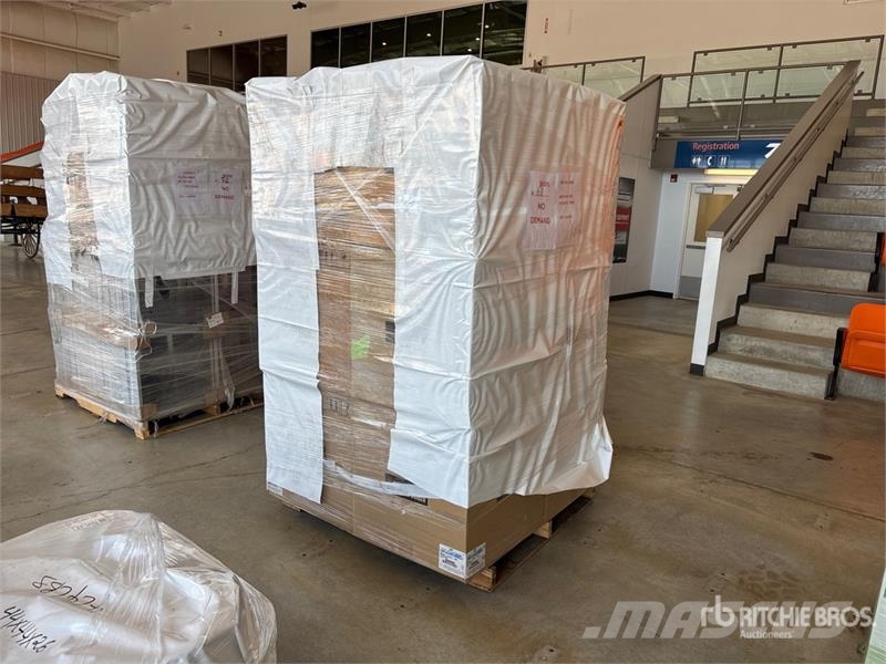  Quantity of 144 Merv 8 Filter 24 In x 24 in x 2 in Drugi deli