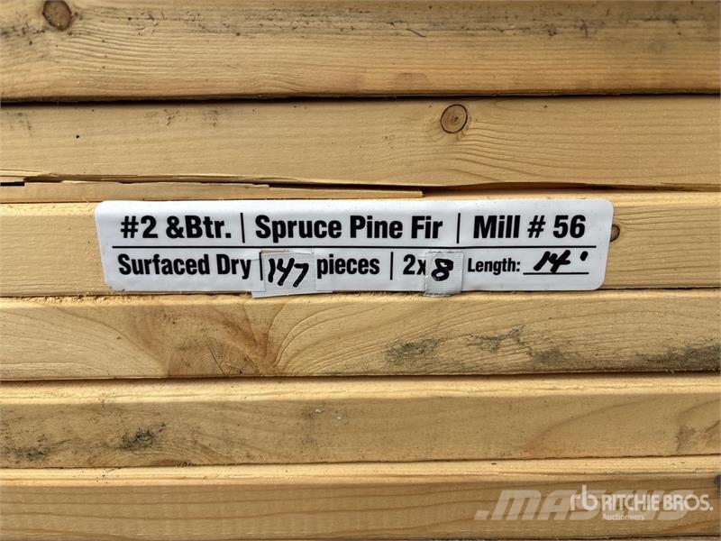 Quantity of (147) 2 x 8 x 14 ft Lumber Andre komponenter
