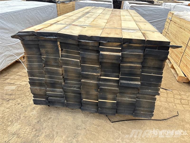 Quantity of (147) 2 x 8 x 10 ft #2 & BTR Lumber Andere Zubehörteile