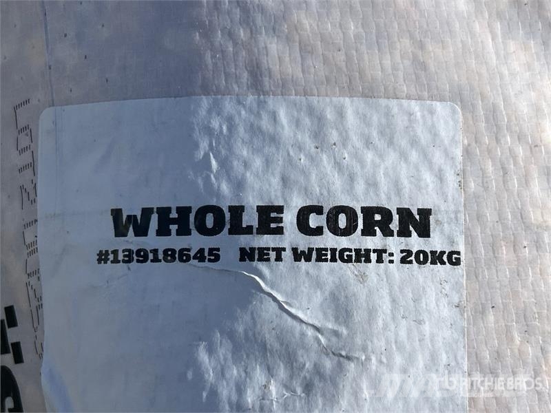 Quantity of (15) Bags Of Whole Corn Andre komponenter