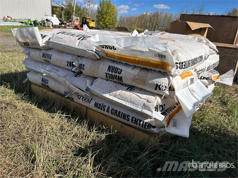 Quantity of (15) Bags Of Whole Corn Andre komponenter