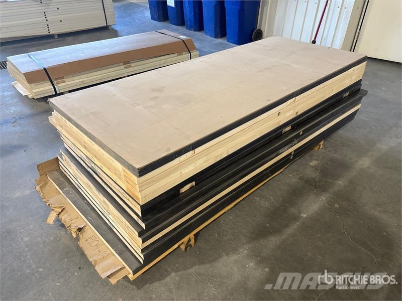 Quantity of (15) Doors Drugi deli