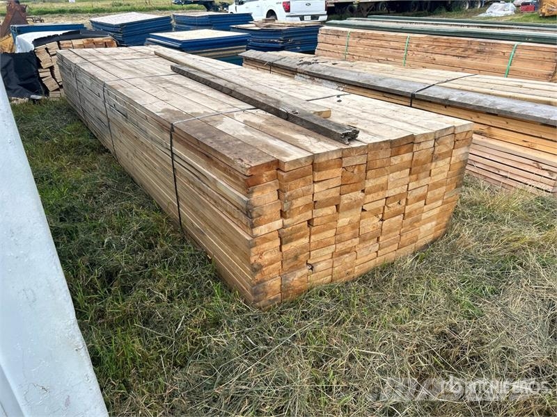 Quantity of (153) 16 ft x 2 in x 6 in Lumber Drugi deli