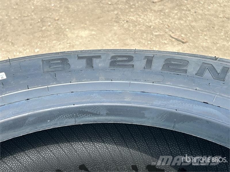 Quantity of (16) Boto 255/70R22.5 Drive Tires (Unu Llantas