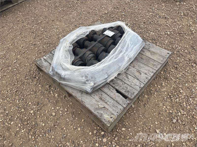  Quantity of (16) Bottom Rollers Andre komponenter