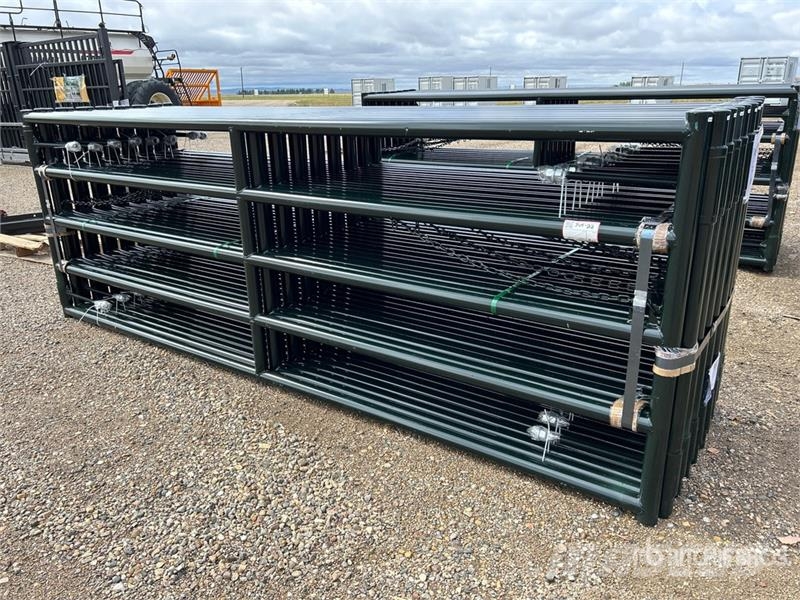  Quantity of (16)  BYT MRG120 12 ft x 4 ft Livestoc ماكينات وملحقات مواش أخرى