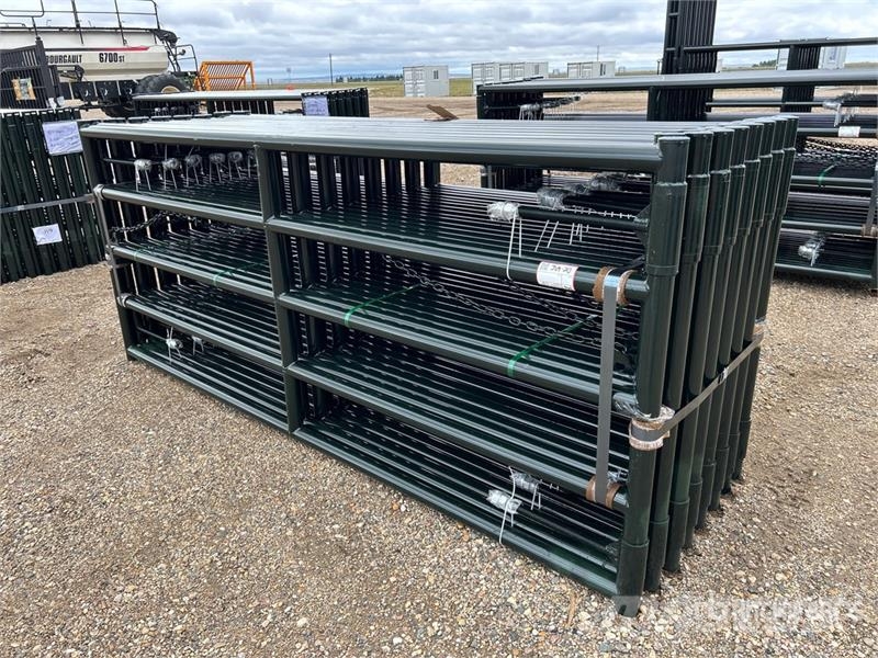 Quantity of (16) BYT MRG100 10 ft x 4 ft Livestoc Andre staldmaskiner