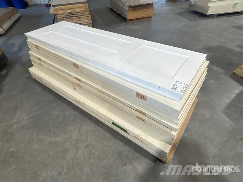 Quantity of (16) Doors 其他組件