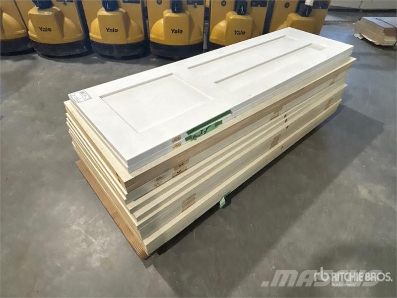 Quantity of (16) Doors 其他組件
