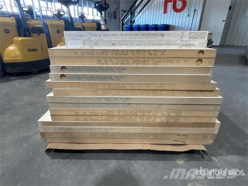 Quantity of (16) Doors 其他組件