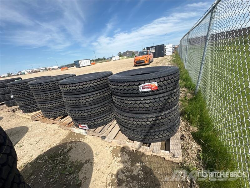 Quantity of (16) Dovroad 11R22.5 Tires (Unused) Tyres, wheels and rims