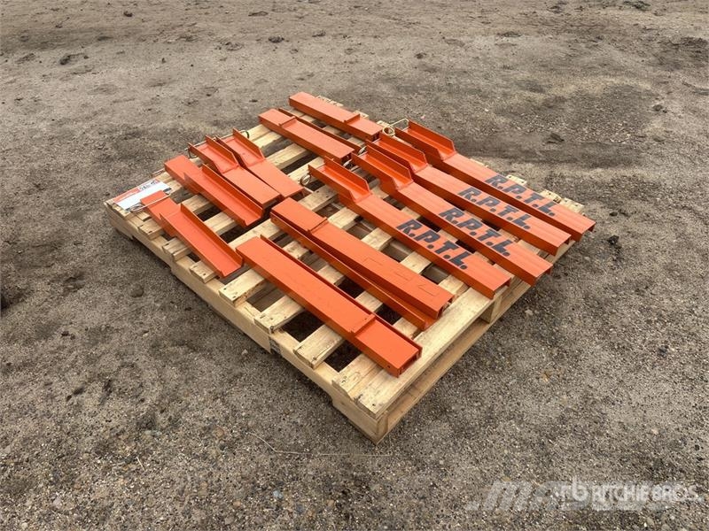  Quantity of (16) Miscellaneous Trailer Stakes Строителство - Други
