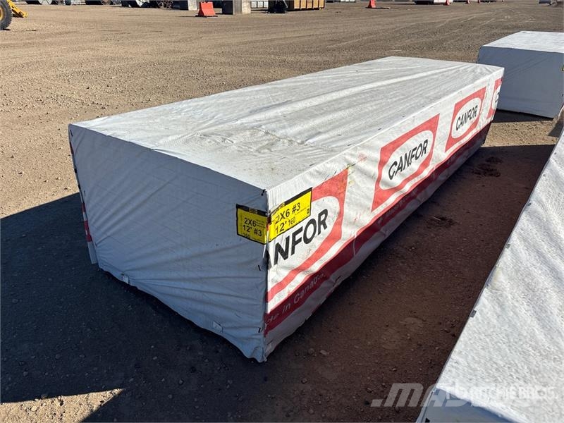 Quantity of (160) 2 x 6 x 12 Douglas Fir #3 Lumber Kiti naudoti statybos komponentai