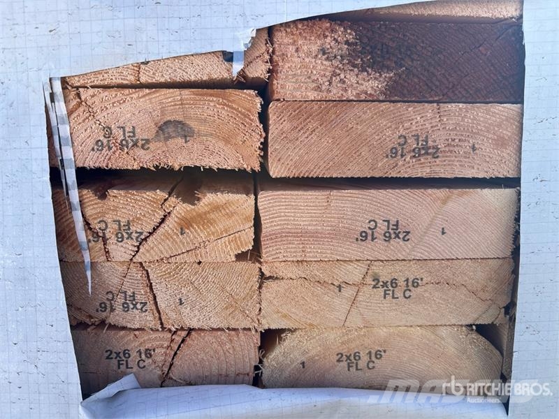 Quantity of (160) 2 x 6 x 16 Douglas Fir #3 Lumber Kiti naudoti statybos komponentai
