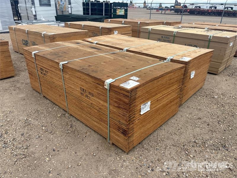 Quantity of (160) 3/8" 4x8 CSP/DFP No Stamp Plywoo Drugi deli