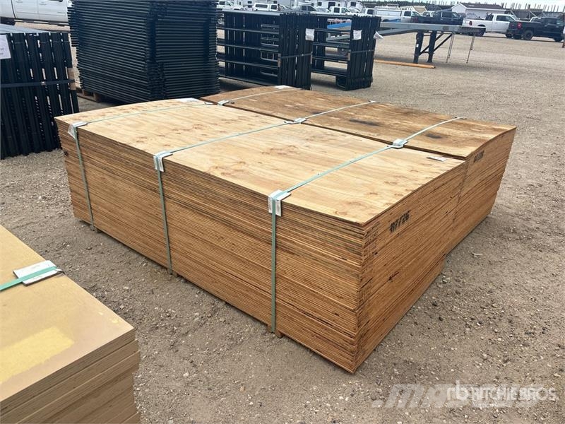 Quantity of (160) 3/8" 4x8 CSP/DFP No Stamp Plywoo Drugi deli