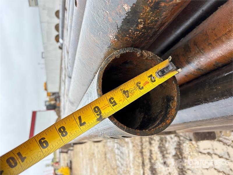  Quantity of (18) 5.5 in x 11 ft Screw Pilings Sonstige Baumaschinen