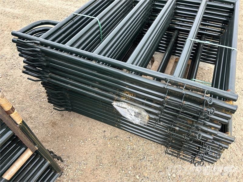 Quantity of (18) BYT PNL180 5 ft 6 in High 6 Rail Ostale mašine i oprema za stoku