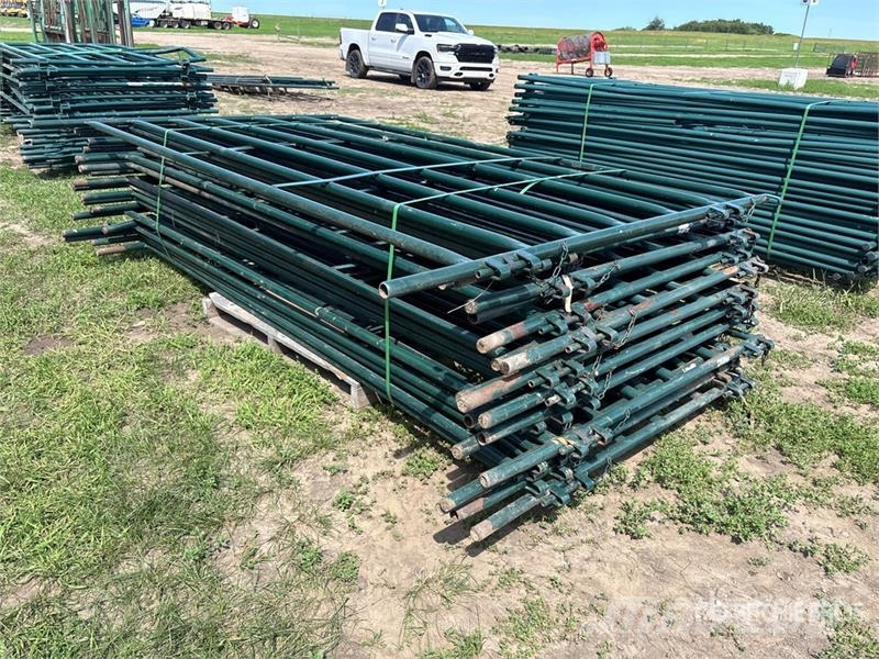 Quantity of (18) Hi-Hog 10 ft x 5 ft Livestock Pan Muu farmitehnika ja tarvikud