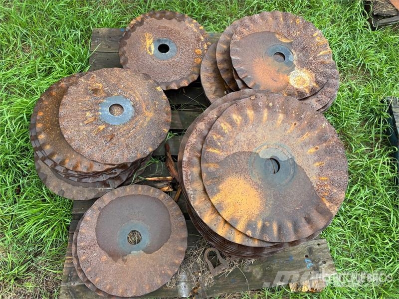 Quantity of 18 in Wave Edge Discs Andre komponenter