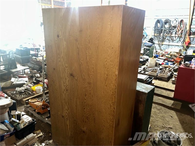  Quantity of (2) 1 ft x 4 ft x 3 ft & 2 ft x 3 ft x Строителство - Други