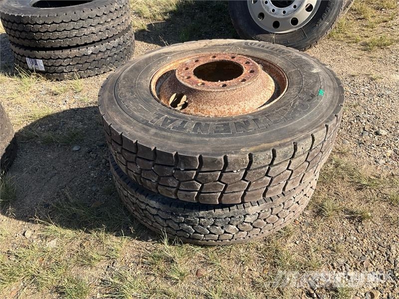 Quantity of (2) 11R22.5 Tires Шины и колёса