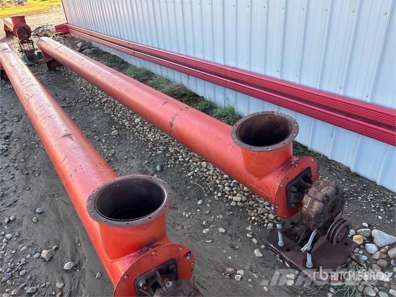 Quantity of (2) 12 in x 22 ft Grain Auger Transportbånd