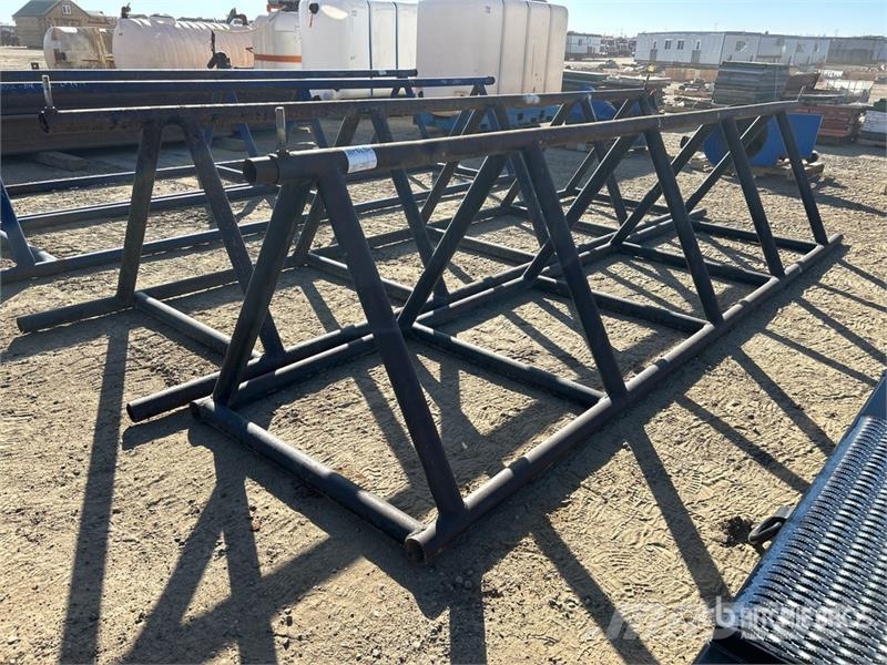 Quantity of (2) 15 ft Pipe Stand Boru hattı ekipmanları