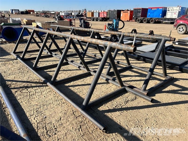 Quantity of (2) 15 ft Pipe Stand Boru hattı ekipmanları