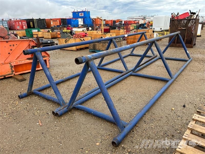 Quantity of (2) 16 ft Pipe Stand Torujuhtmete tehnika