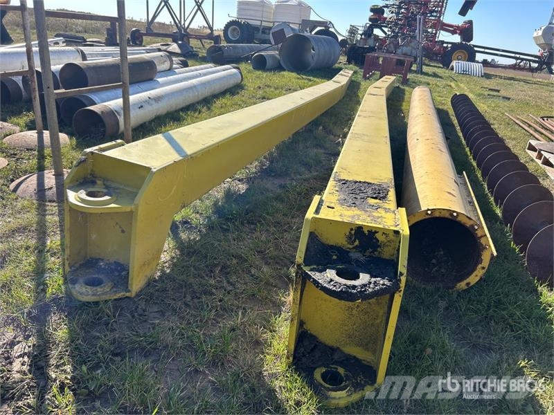 Quantity of (2) 30 ft Steel Beam Polovni strugači