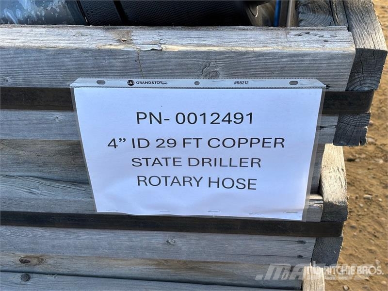 Quantity of (2) 4 in x 29 ft Cooper State Rubber S Andre komponenter