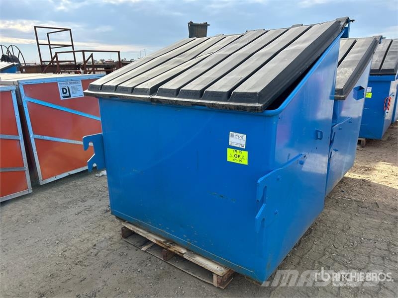Quantity of (2) 4 Yard Bins (46in x 58in) مكونات أخرى