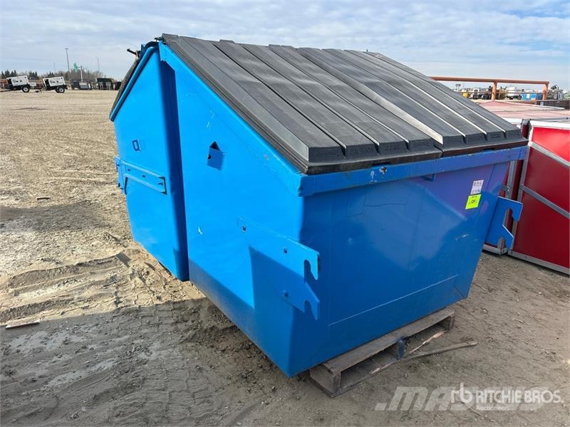 Quantity of (2) 4 Yard Bins (46in x 58in) مكونات أخرى
