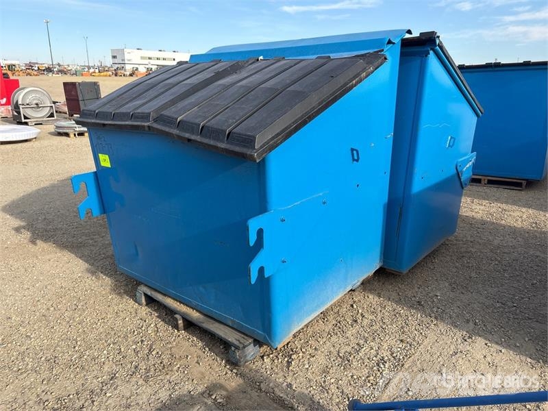  Quantity of (2) 4 Yard Bins مكونات أخرى
