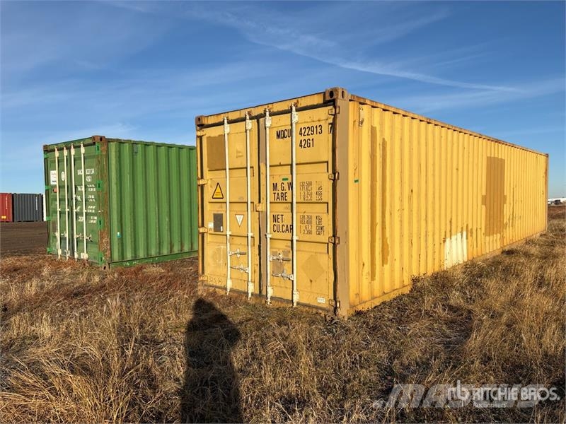 Quantity of (2) 40 ft Storage Container Container per immagazzinare
